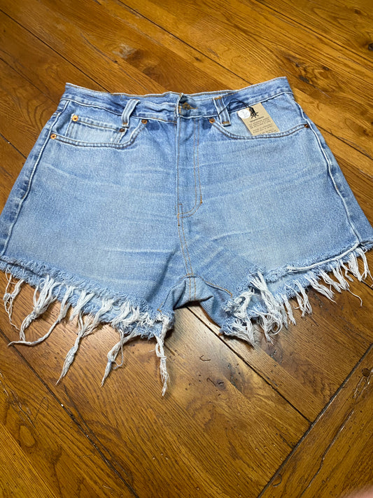 Vintage Levi’s Denim Shorts Sz 6 (A)