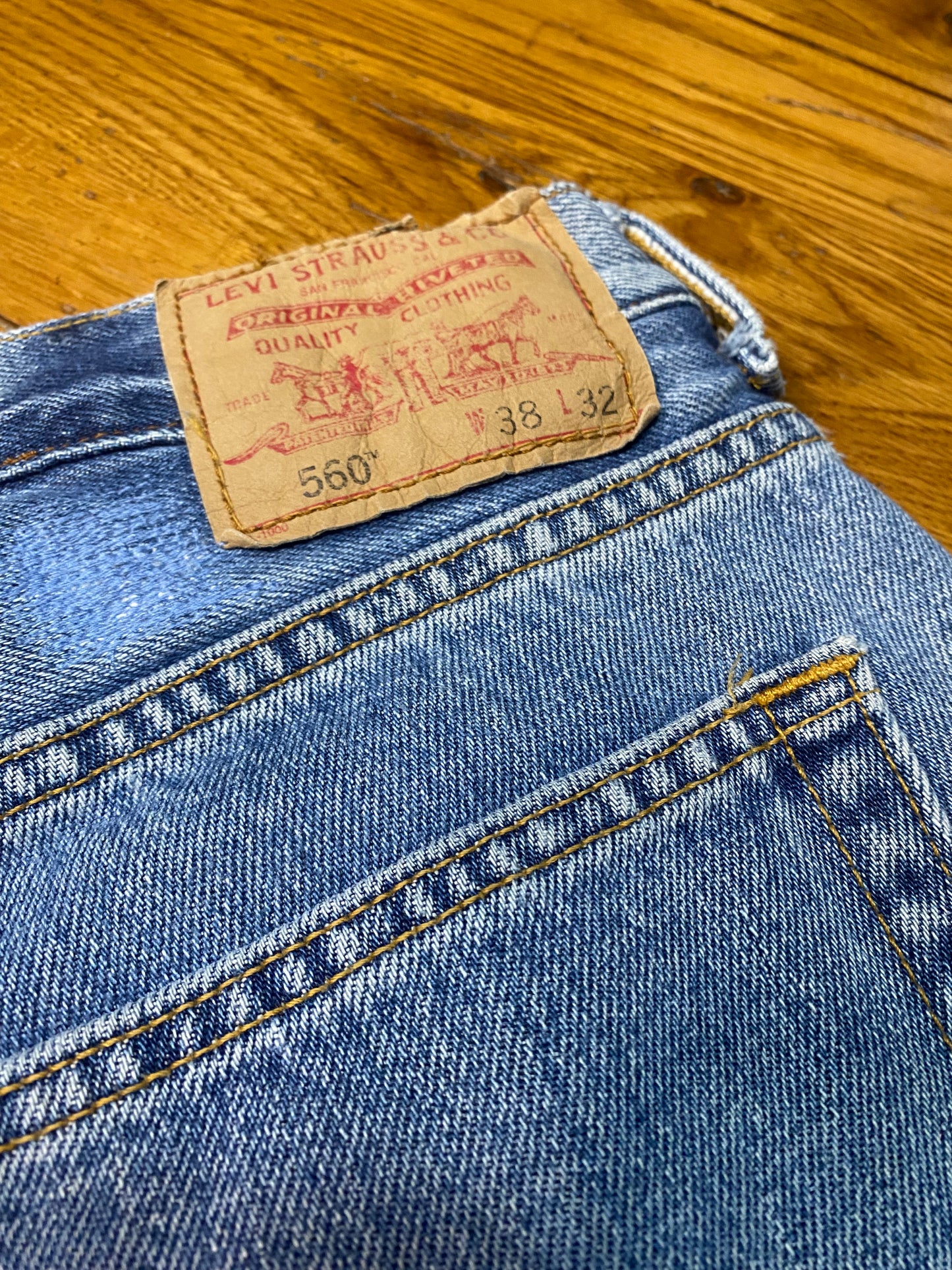 Vintage Levi’s Denim Shorts Sz 6 (B)