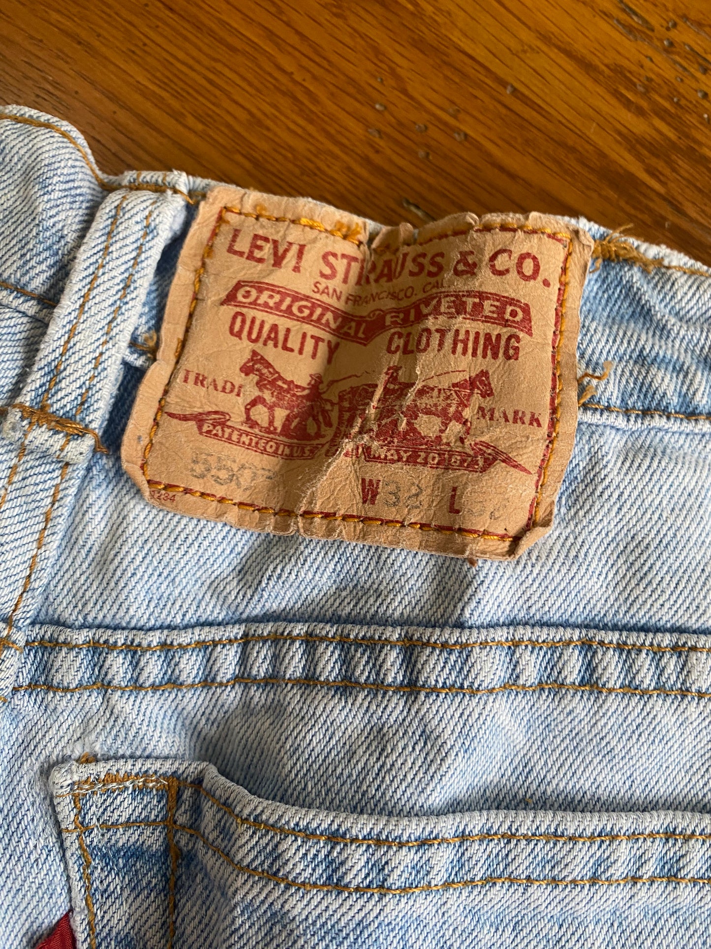 Vintage Levi’s Denim Shorts Sz 2 (C)