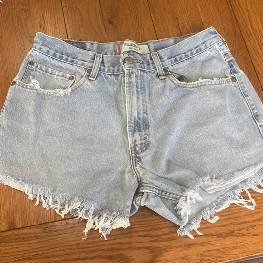 Vintage Levi’s Denim Shorts Sz 8 (B)