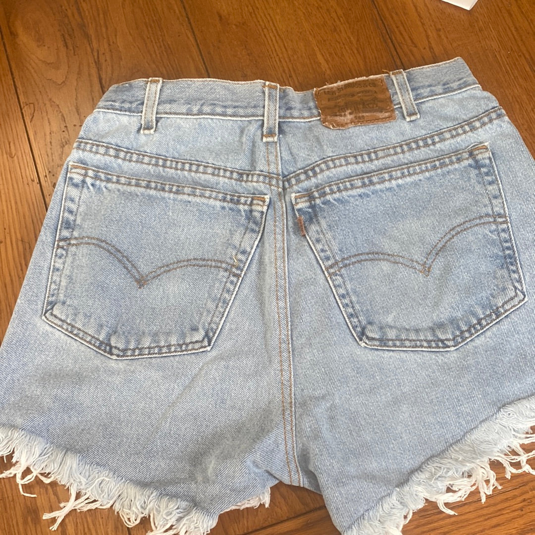 Vintage Levi’s Denim Shorts Sz 0 (B)